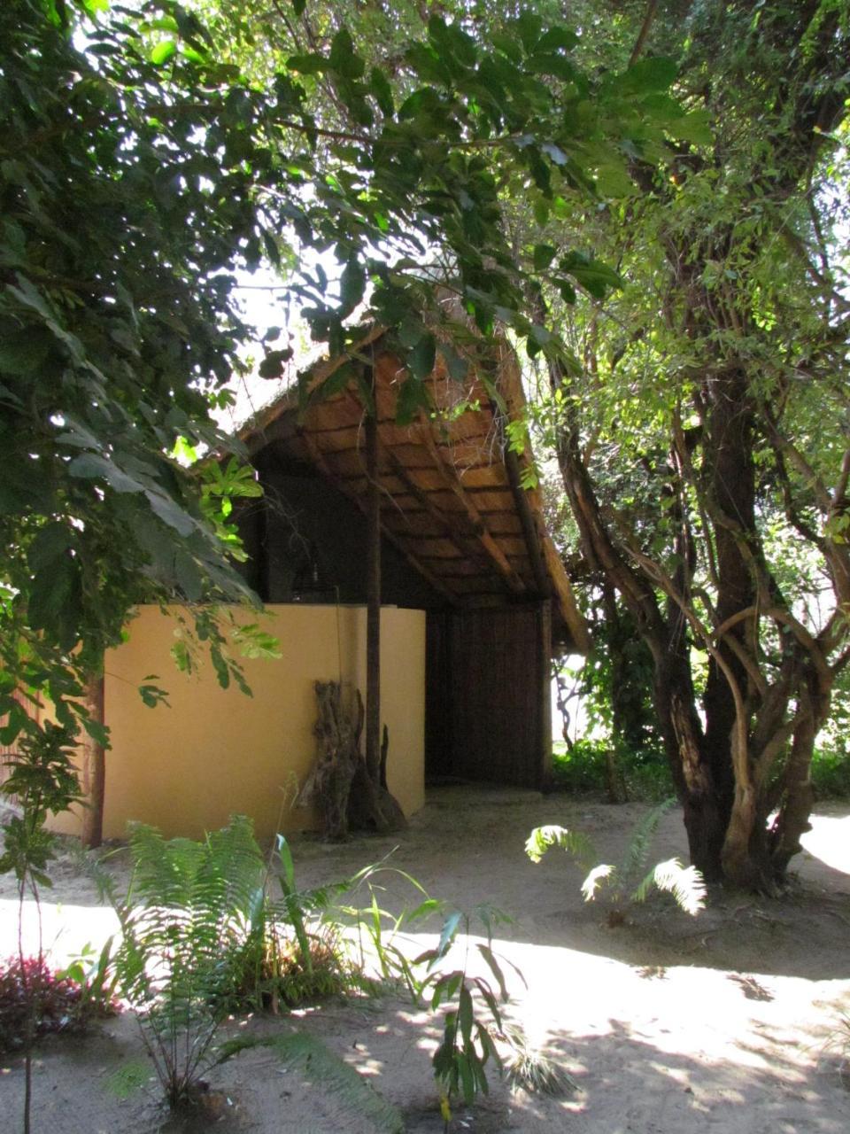 Caprivi Houseboat Safari Lodge カティマ・ムリロ エクステリア 写真